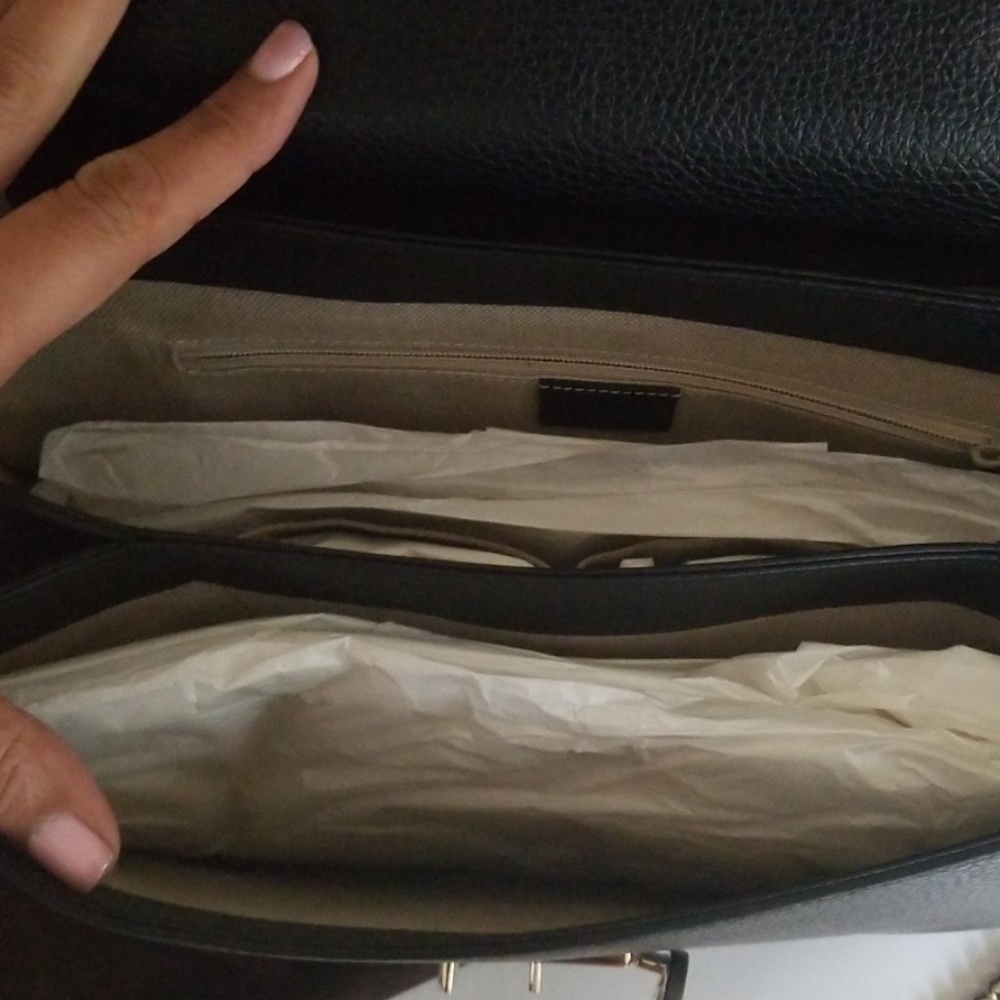 Gucci bag - Picture 4 of 8